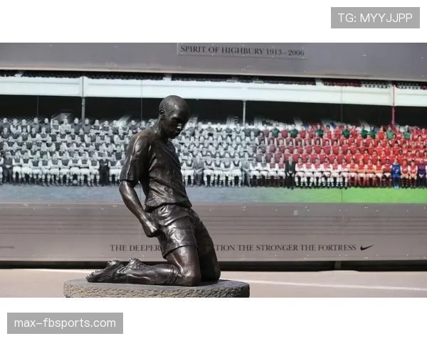 撕开后防前锋亨利本季射门更具威胁对比昔日