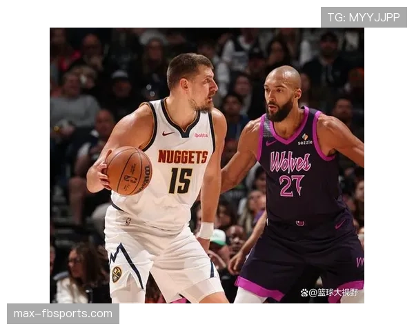 NBA赛场上裁判中断比赛的依据